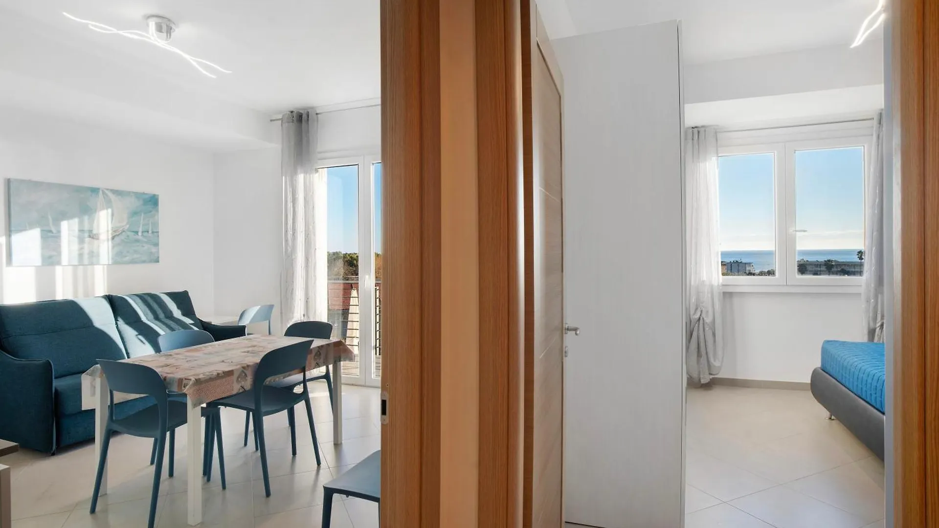 Iris Apartment Albenga 0*,